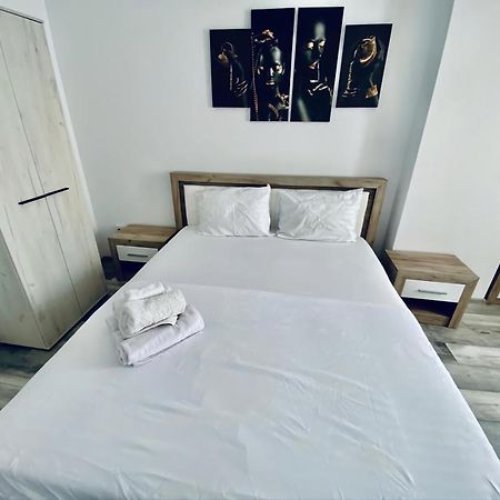 Ultracentral Lazar Residence 雅西 外观 照片